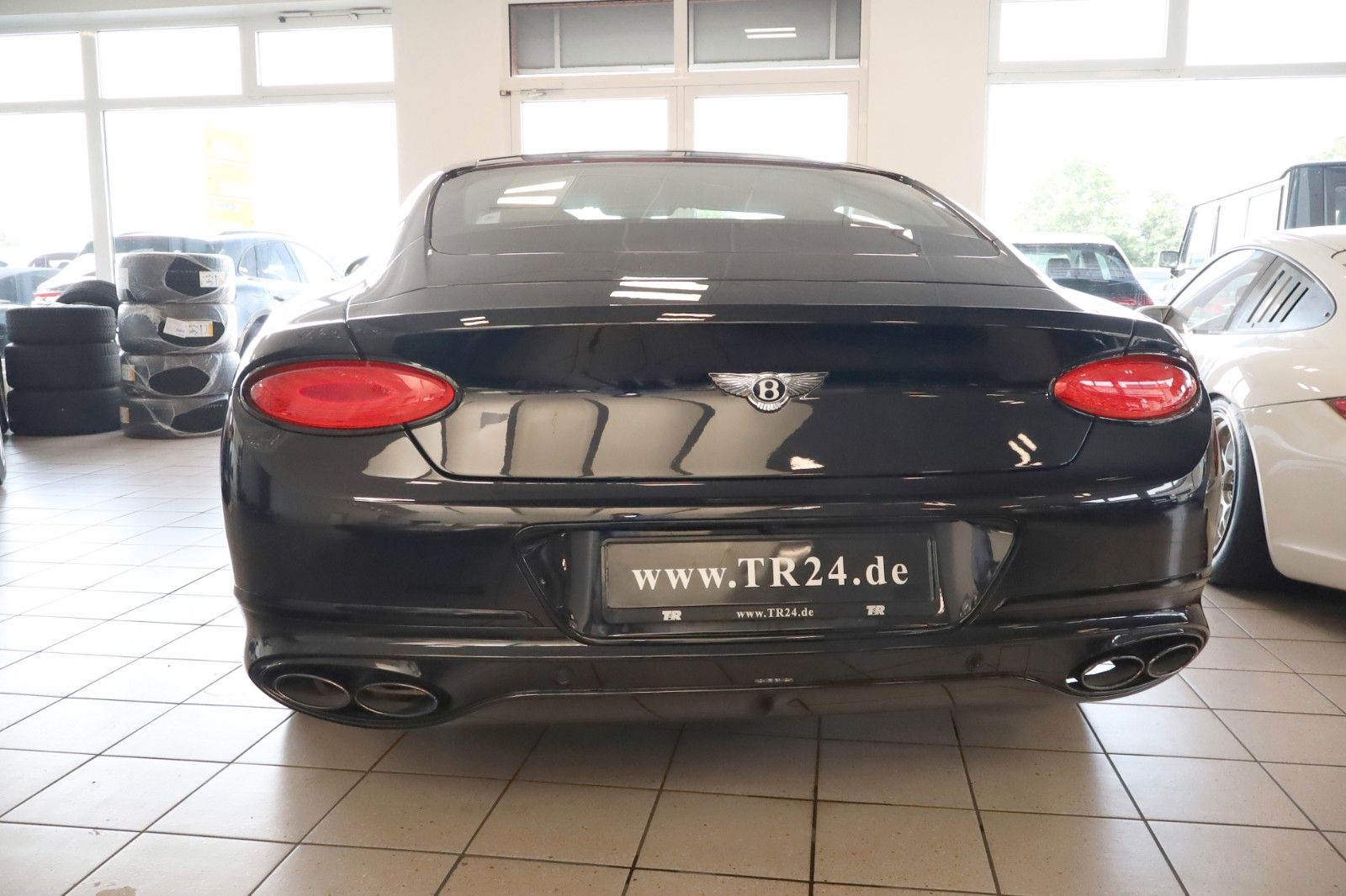 Fahrzeugabbildung Bentley Continental GT V8 Mulliner/NAIM/ACC/Blackline