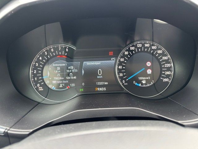 Fahrzeugabbildung Ford S-MAX 2.0Eco Boost Titanium PANO+LED+PARKLENK+AC