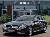 Mercedes-Benz E 220 T-Modell HARMAN KARDON+AHK+NAVI+SHZ+EL-HEC - Mercedes-Benz E-Klasse mit Diesel-Antrieb: Kombi