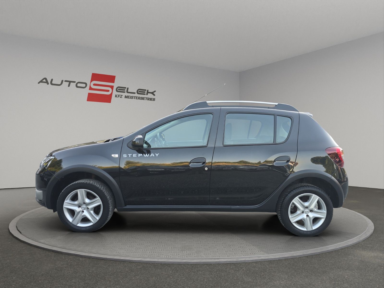 Fahrzeugabbildung Dacia Sandero II Stepway Prestige AHK KLIMA NAVI