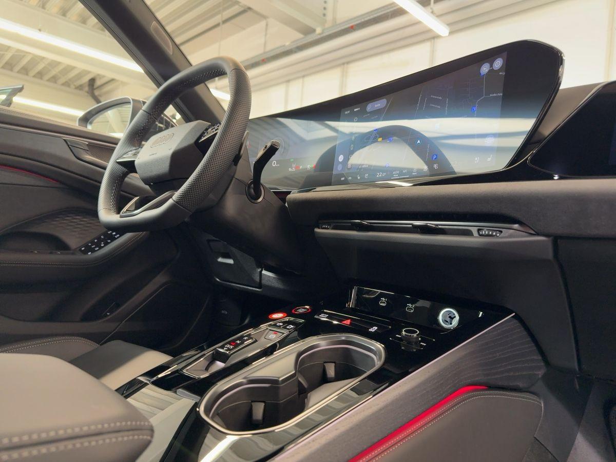 Audi A6 Avant TDI quattro 220 kW S tronic