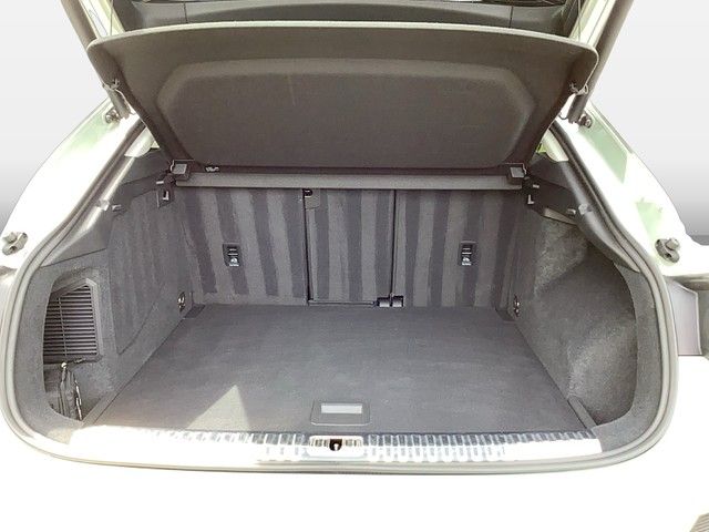 Audi Q3 Sportback 45TFSIe S-line Matrix LED Scheinwer foto 10