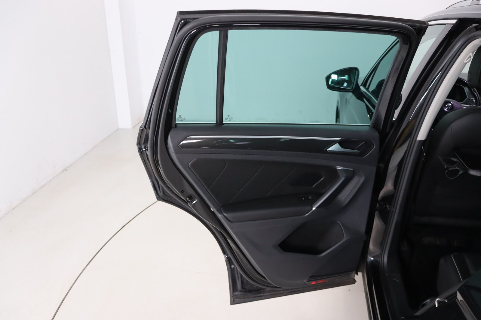 Fahrzeugabbildung Volkswagen Tiguan 2.0 TDI 4Motion * Memory * Leder * Pano H