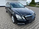 Mercedes-Benz E 250 E T-Modell E 250 CDI BlueEfficiency - Mercedes-Benz E 250 in Duisburg