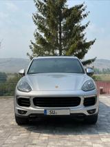 Porsche Cayenne 3.0 Diesel (Facelift) - silberne Porsche Cayenne