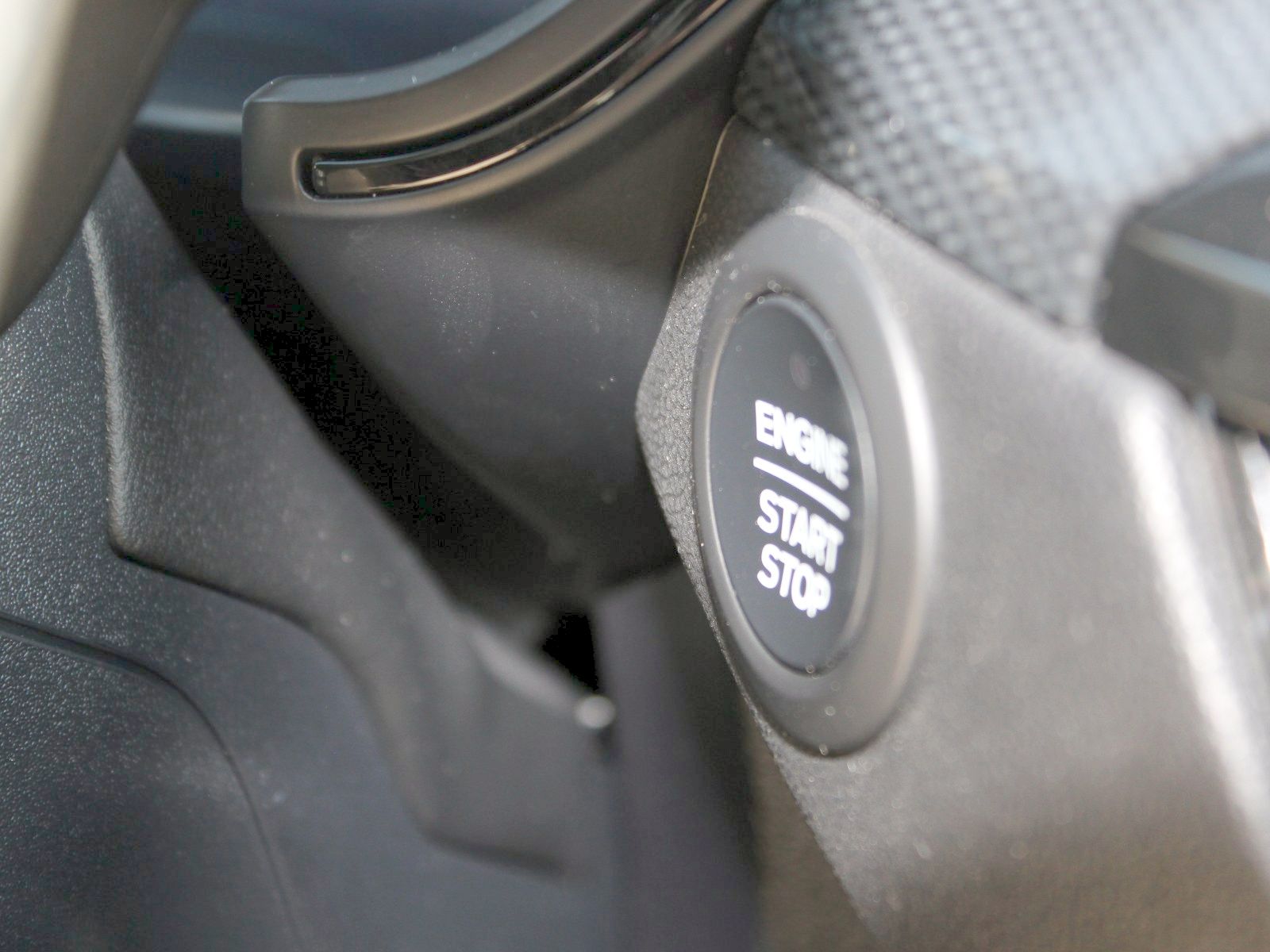 Fahrzeugabbildung Ford Kuga Plug-In Hybrid ST-Line X 2,5 Duratec