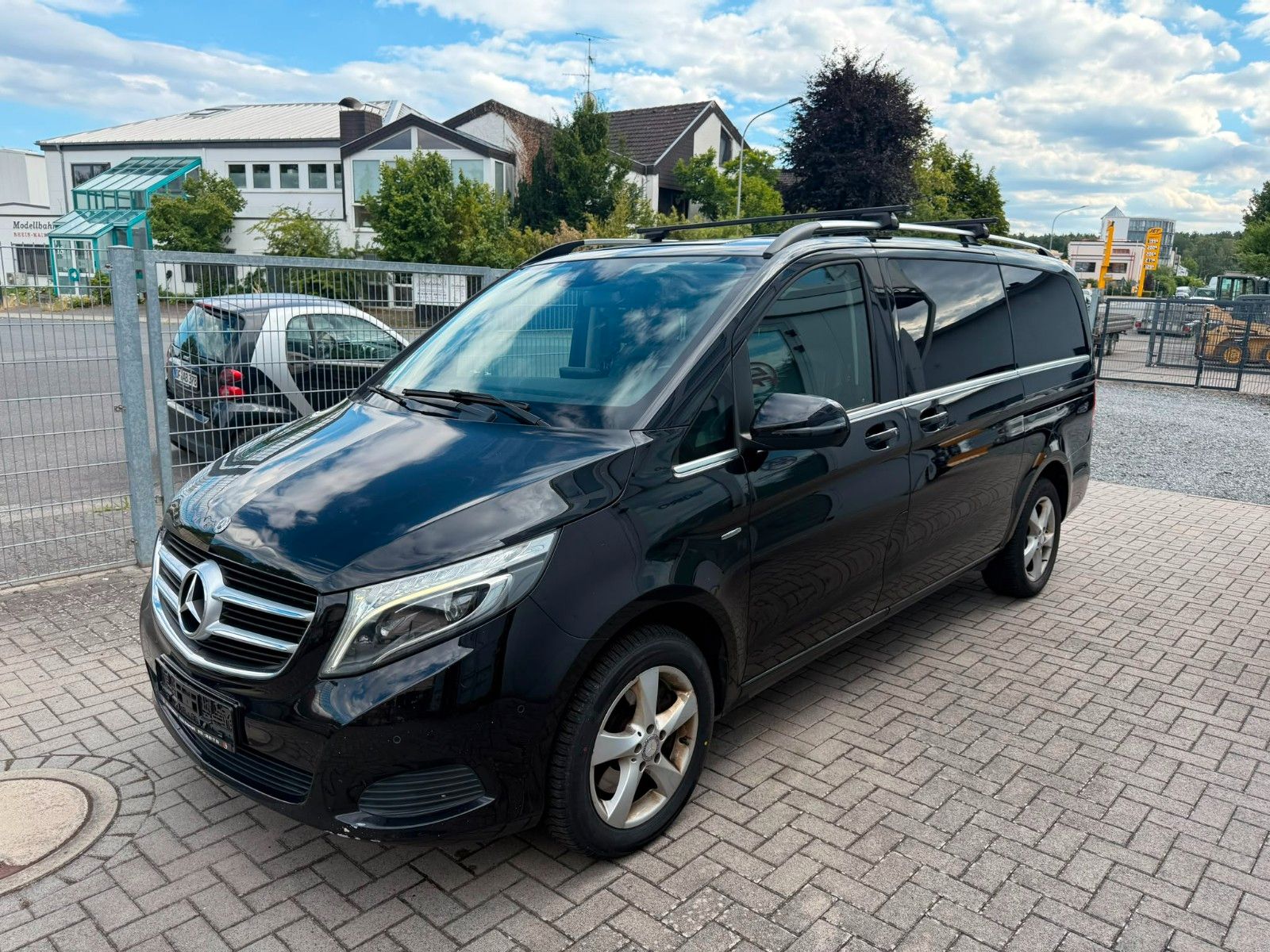 MERCEDES-BENZ V 250 AVANTGARDE lang