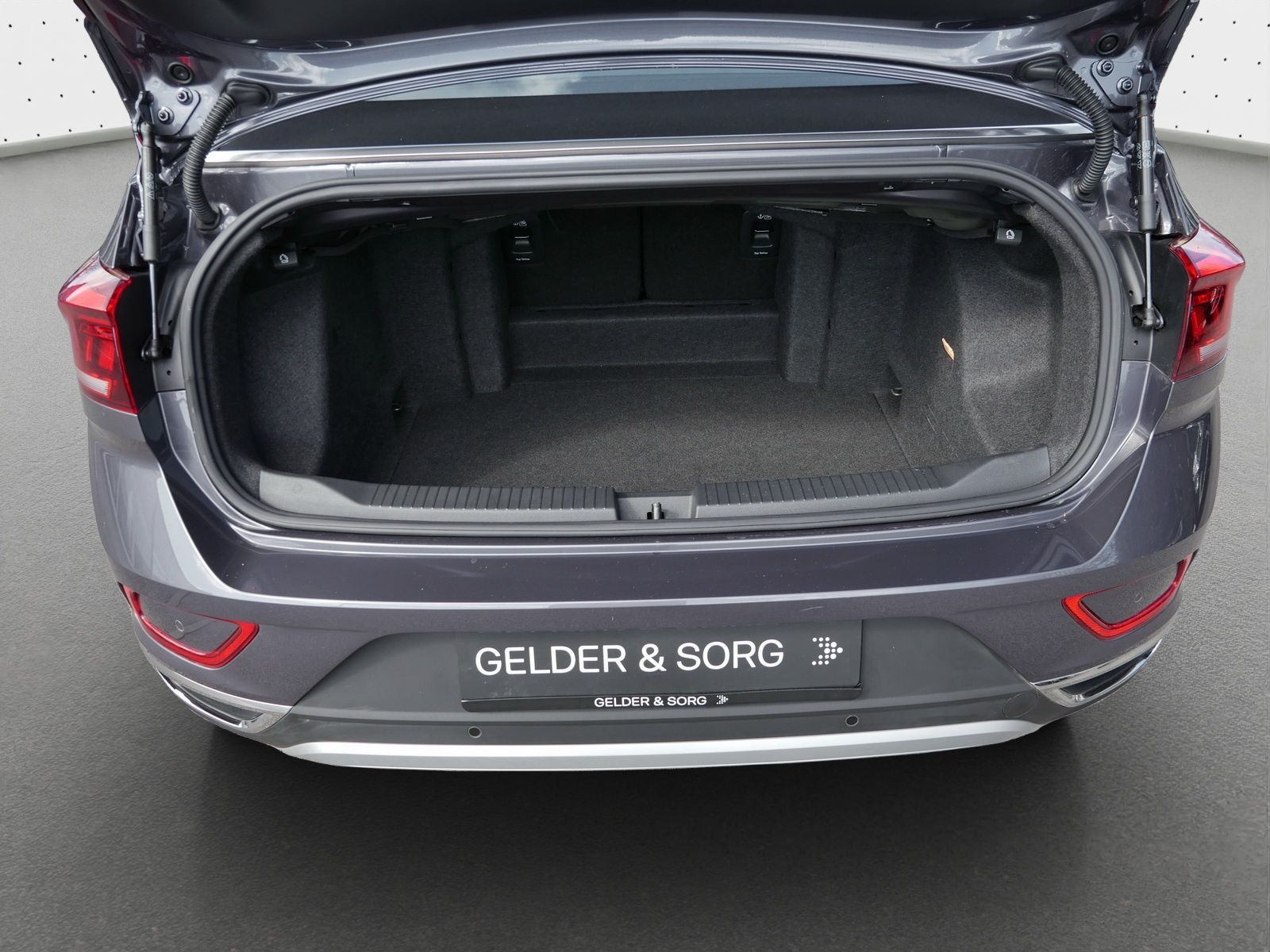 Volkswagen T-Roc - Bild 11