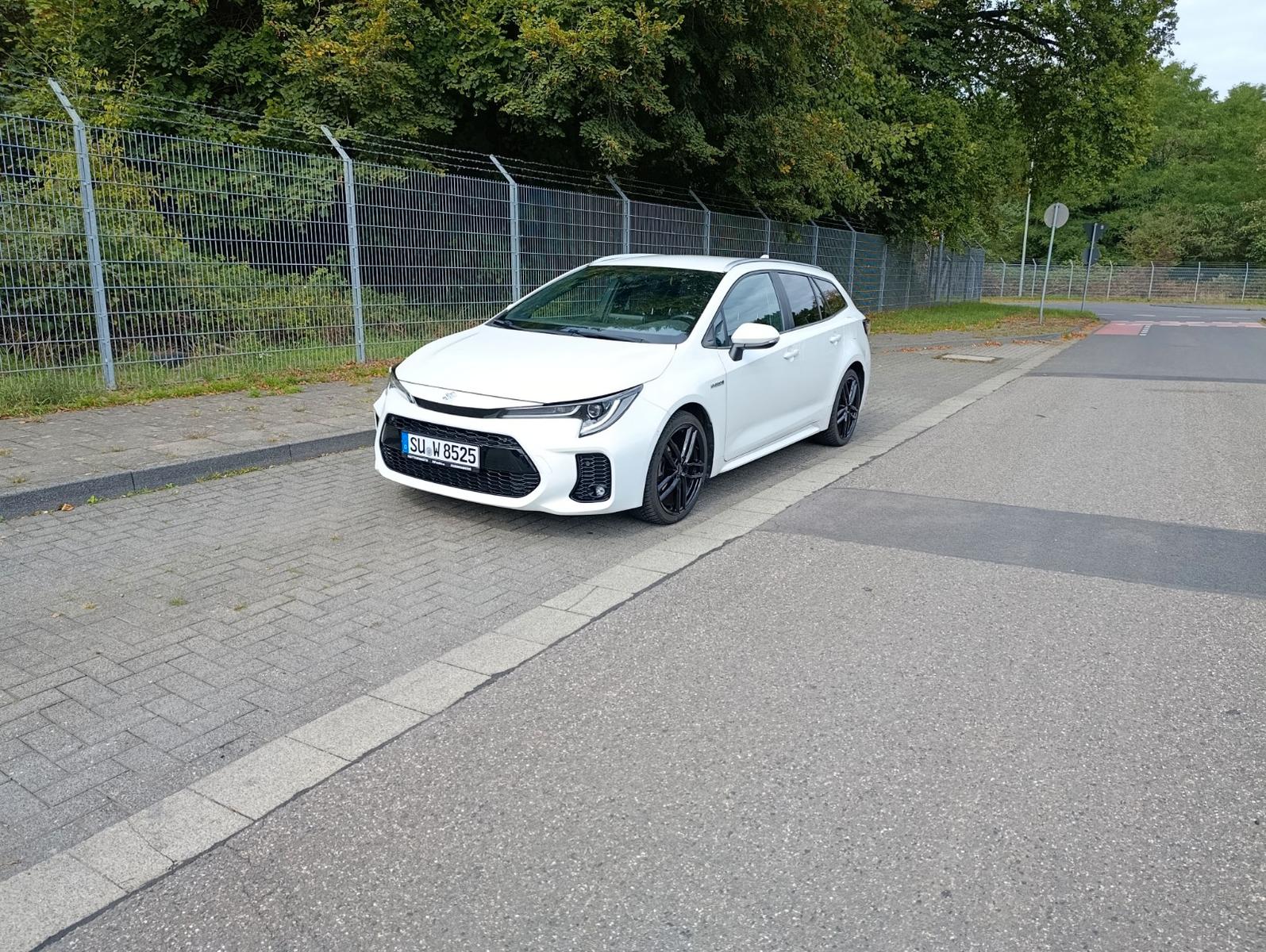 Suzuki Swace 1.8 Hybrid Comfort+ Corolla Touring Sports