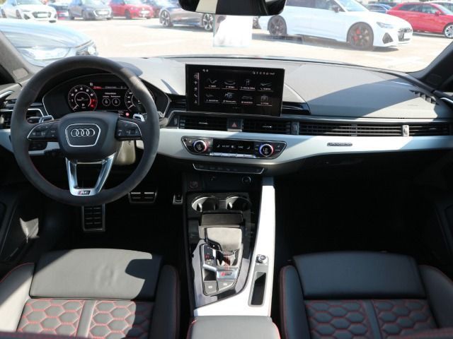 Audi RS4 - Bild 13
