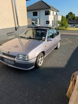 Opel Kadett E Cabrio Auto Silber alt, gute... - Opel Kadett aus 1992