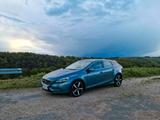 Volvo V40 T4 Summum Premium Soundsystem - Volvo V40: Summum