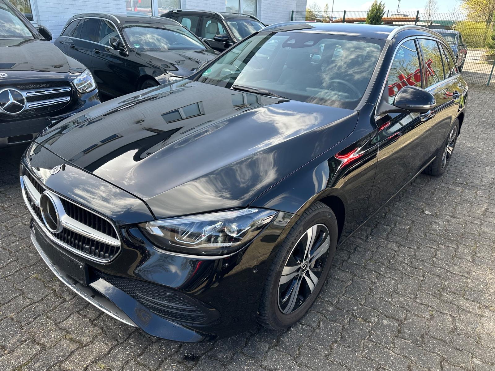 Mercedes-Benz C 300 e T Avantgarde Navi LED Kamera Distronic