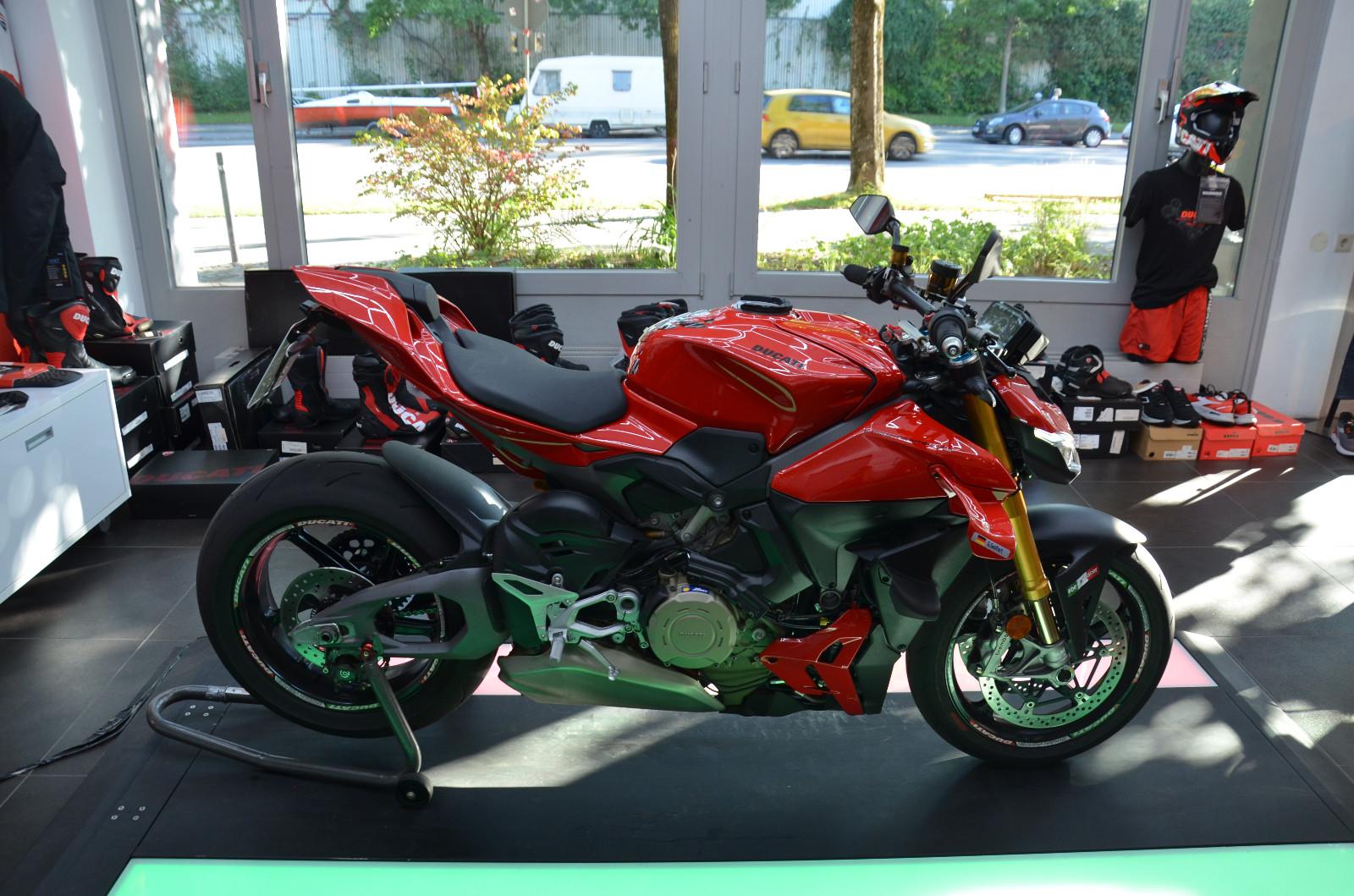 Ducati Streetfighter V 4 S Modell 2025