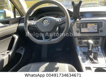 Volkswagen Passat - 10
