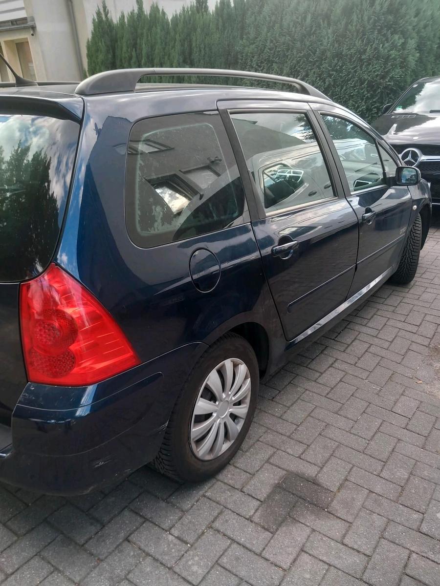 Peugeot 307 2008 — photo 5