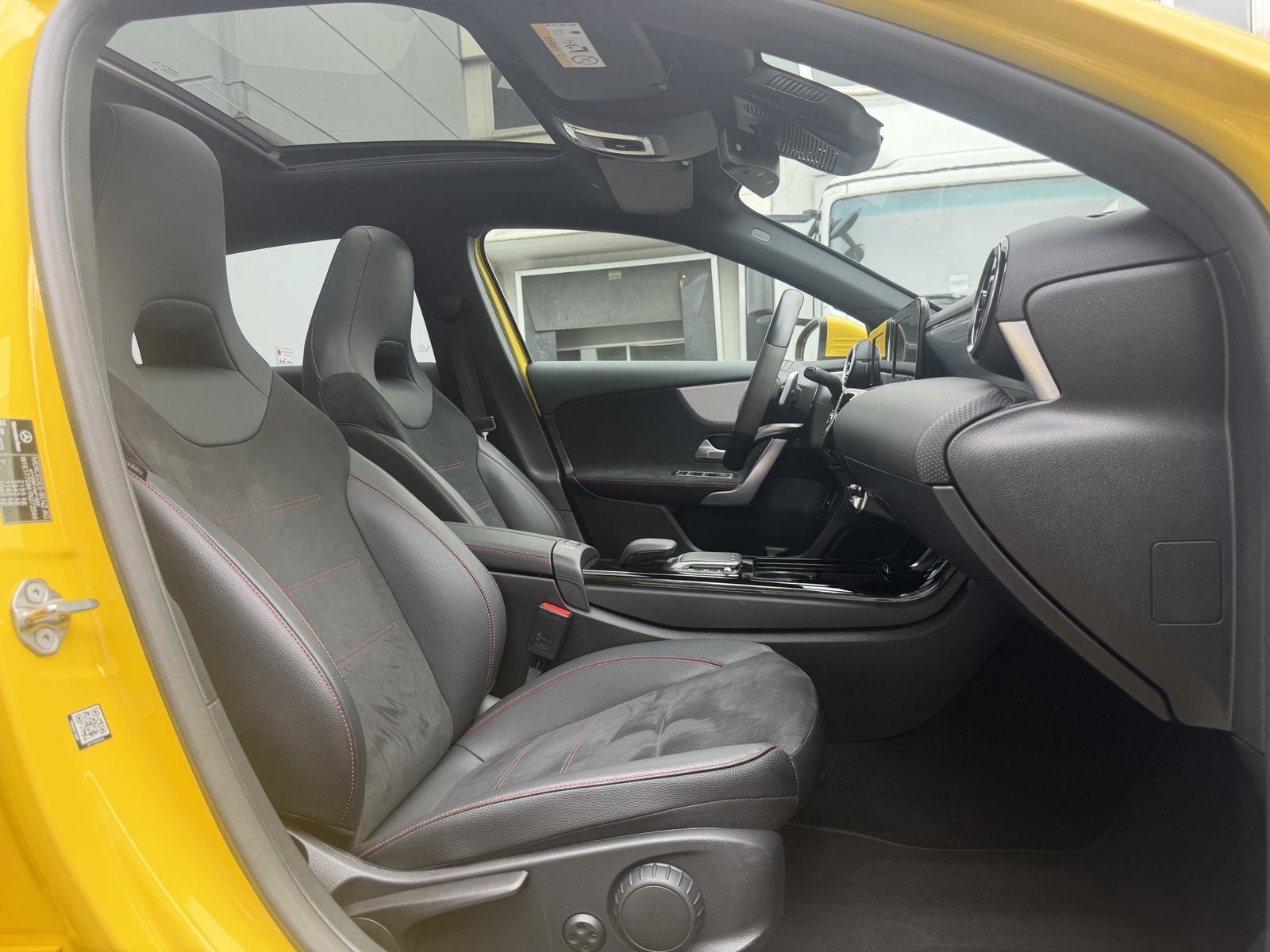Mercedes-Benz A 250 e AMG LED MBUX Distronic Pano Kamera-360°
