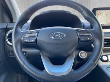 Hyundai Kona Trend Elektro Kam.+KeyLess+Navi+SHZ+ACC+LM