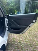 Tesla Model 3 Hinterradantrieb RWD RWD - Tesla Gebrauchtwagen in Duisburg