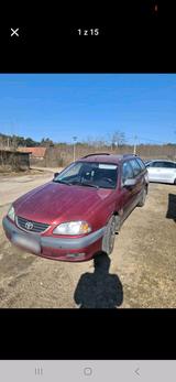 Toyota toyota Avensis 1.8 benzin klima - Toyota Avensis aus 2001: Kombi