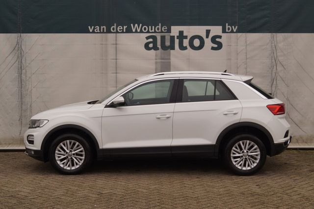 Volkswagen T-Roc 1.5 TSI 150pk DSG Style Business -NAVI-ECC