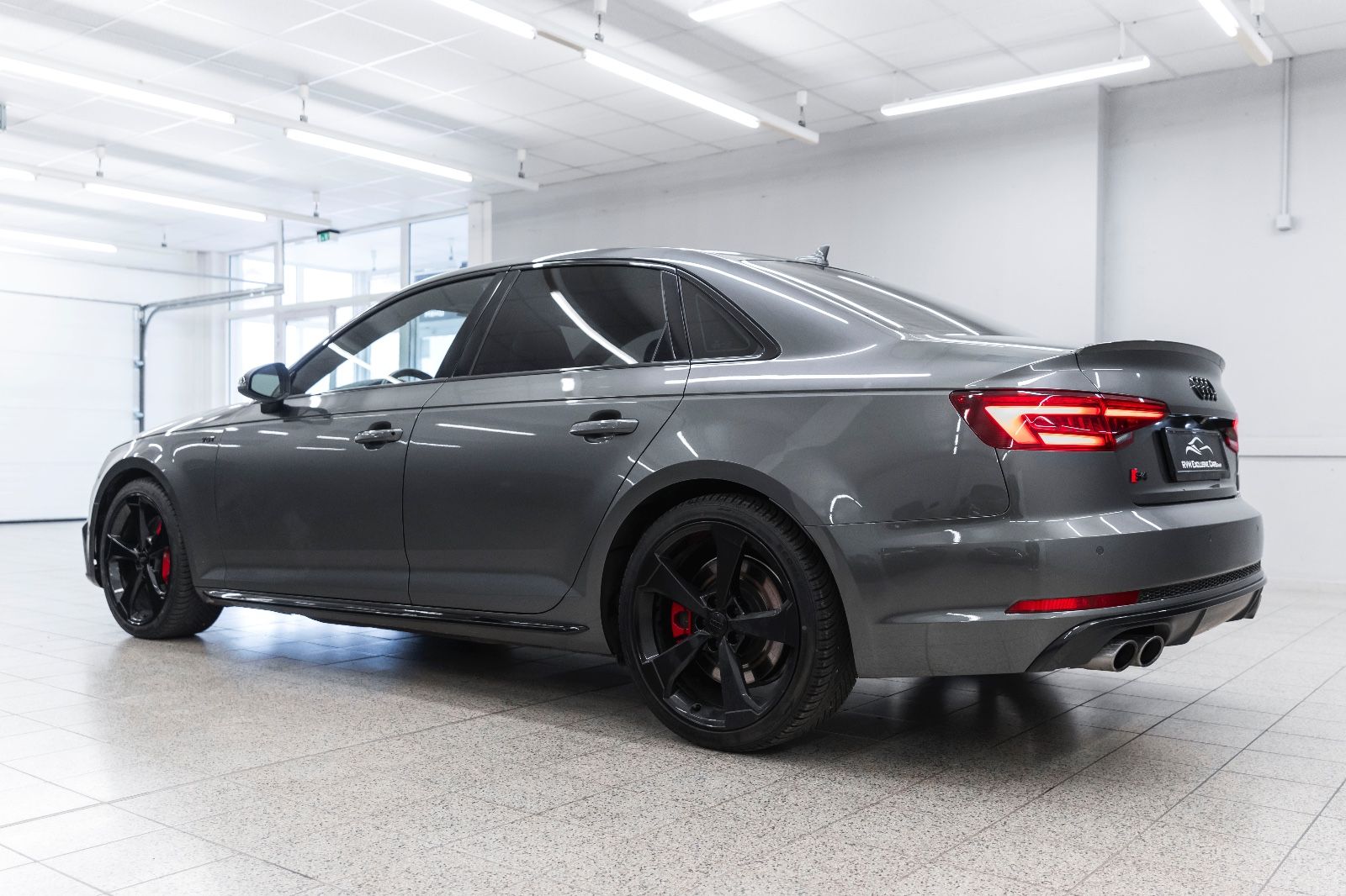 Fahrzeugabbildung Audi S4 3.0TFSI Quattro B&O KAM LED CARPLAY MASSAGE