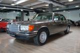 Mercedes-Benz 450 SEL  6.9 - Mercedes-Benz 450 mit Benzin-Antrieb: Limousine, 6.9