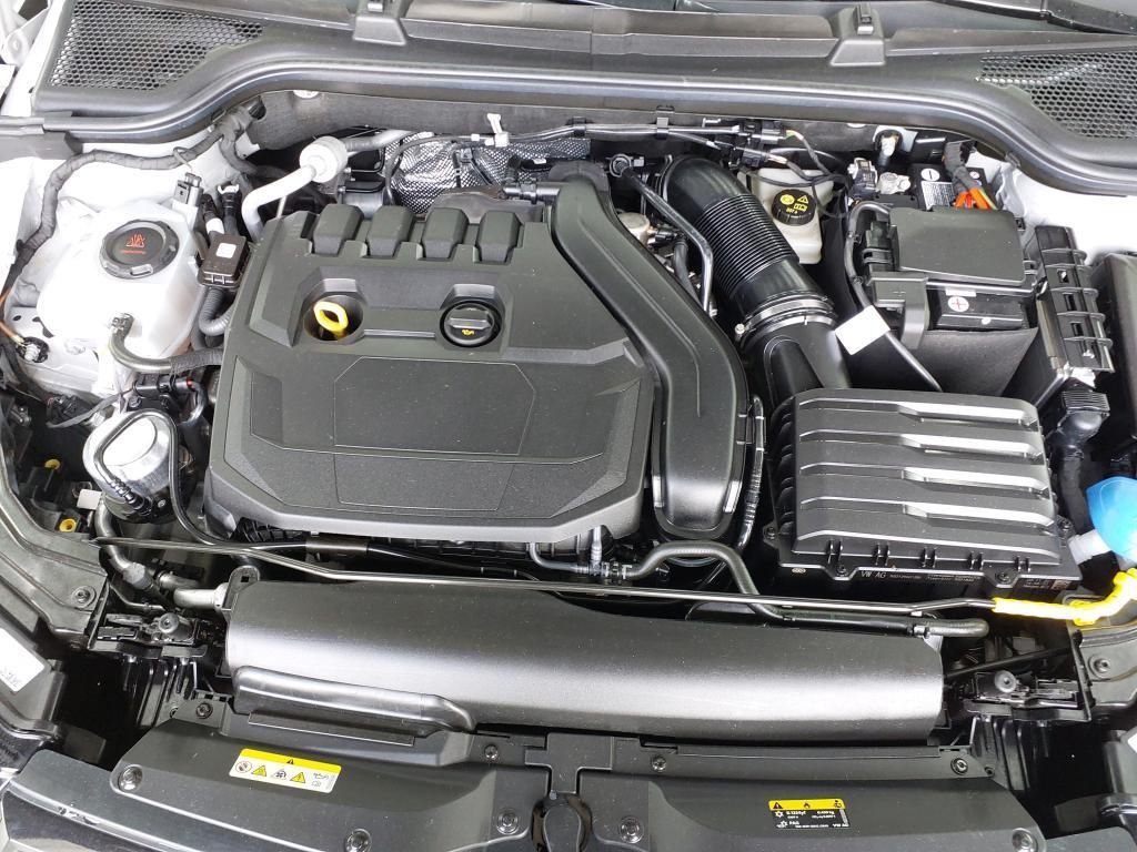 Skoda Kamiq Monte Carlo 1.5 TSI DSG Pano*PDC*Tempo*SH