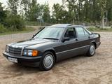 Mercedes-Benz 190E 2.0 (W201) | 45.500 km |DEKRA Note 2+ | §23 - Mercedes-Benz 190 mit Benzin-Antrieb: Limousine, 2.5