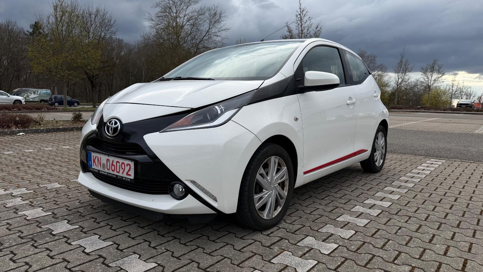 Toyota Aygo AYGO x-play touch