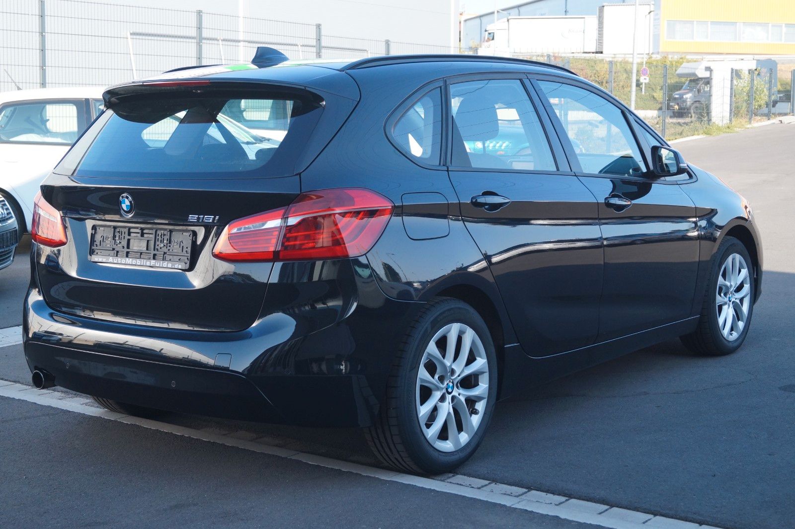 Fahrzeugabbildung BMW 218i  Active Tourer *Automatik