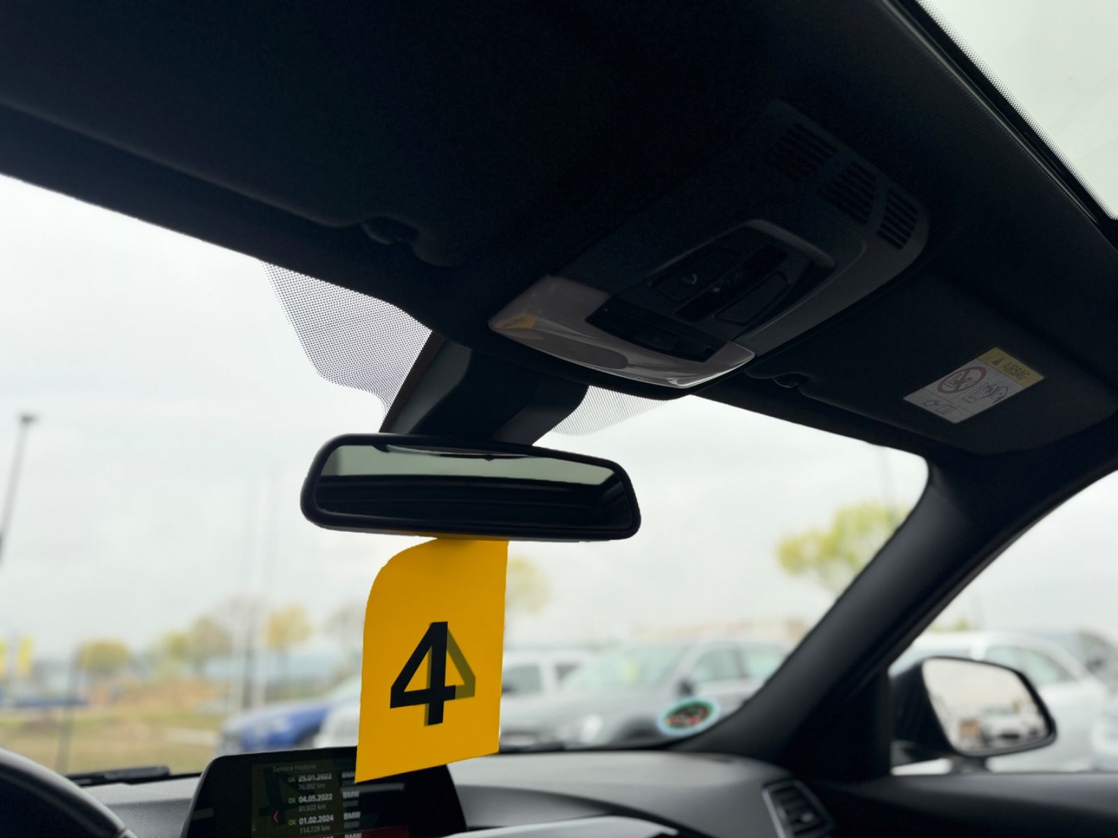 320d Aut. Advantage Pano Leder Navi HUD