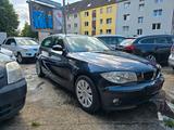 BMW 116 Baureihe 1 Lim. 116i*Scheckheftgepflegt BMW* - BMW 116 aus 2006: 116i