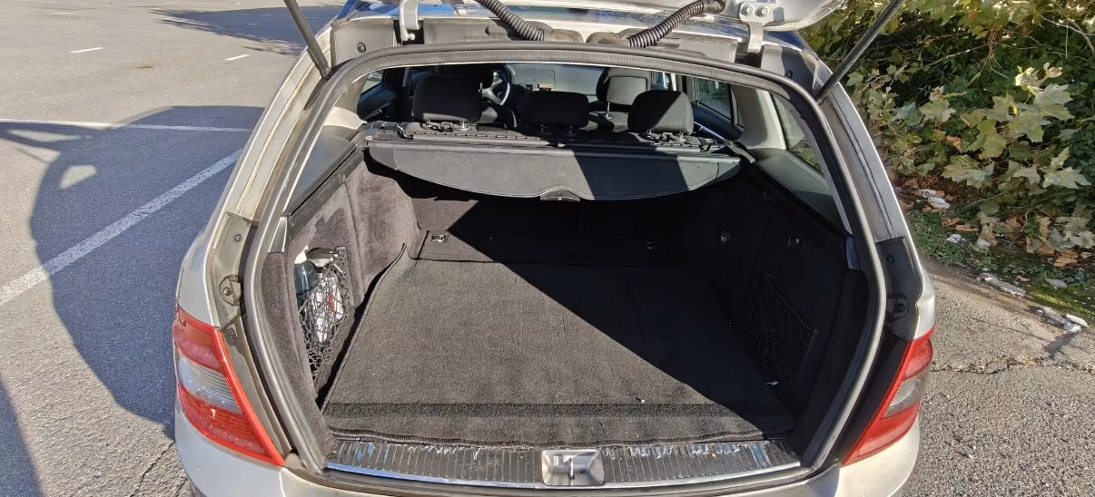 Mercedes-Benz C200 2009 — photo 6