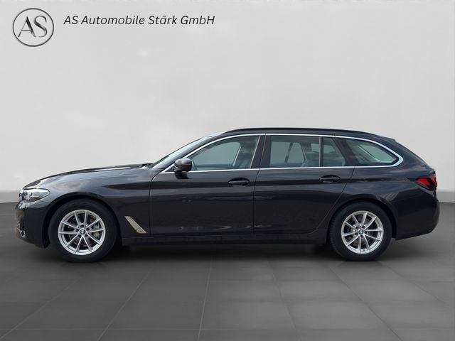 Fahrzeugabbildung BMW 530d Touring LED+Kamera+Leder+CarPlay+DAB