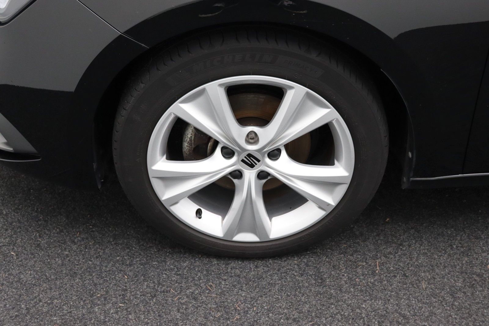 Fahrzeugabbildung SEAT Leon Sportstourer 1.5 FR