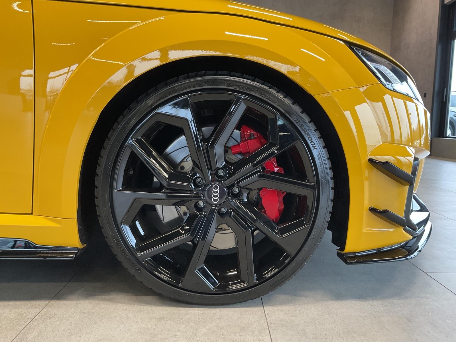 Audi TT RS Coupe Akropovic B&O Matrix 440PS 280km/h