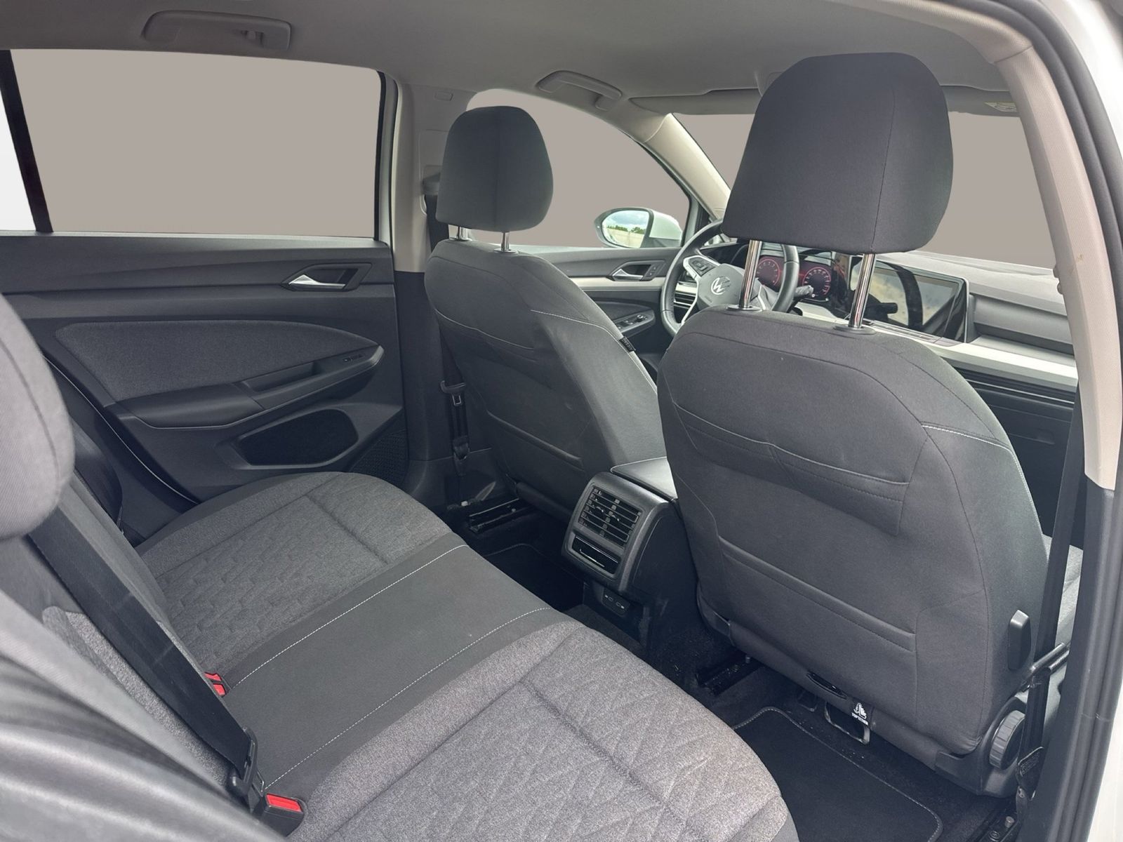 Volkswagen Golf VIII 1.0 eTSI DSG Move Life CarPlay|ACC|LED foto 17