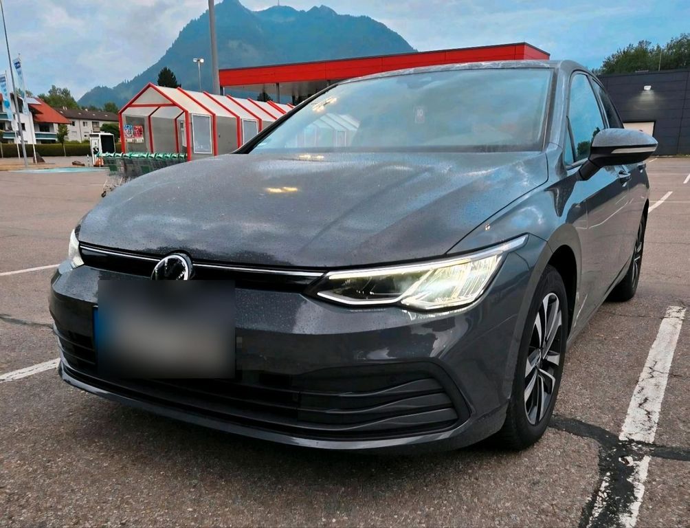 Image of Volkswagen Golf