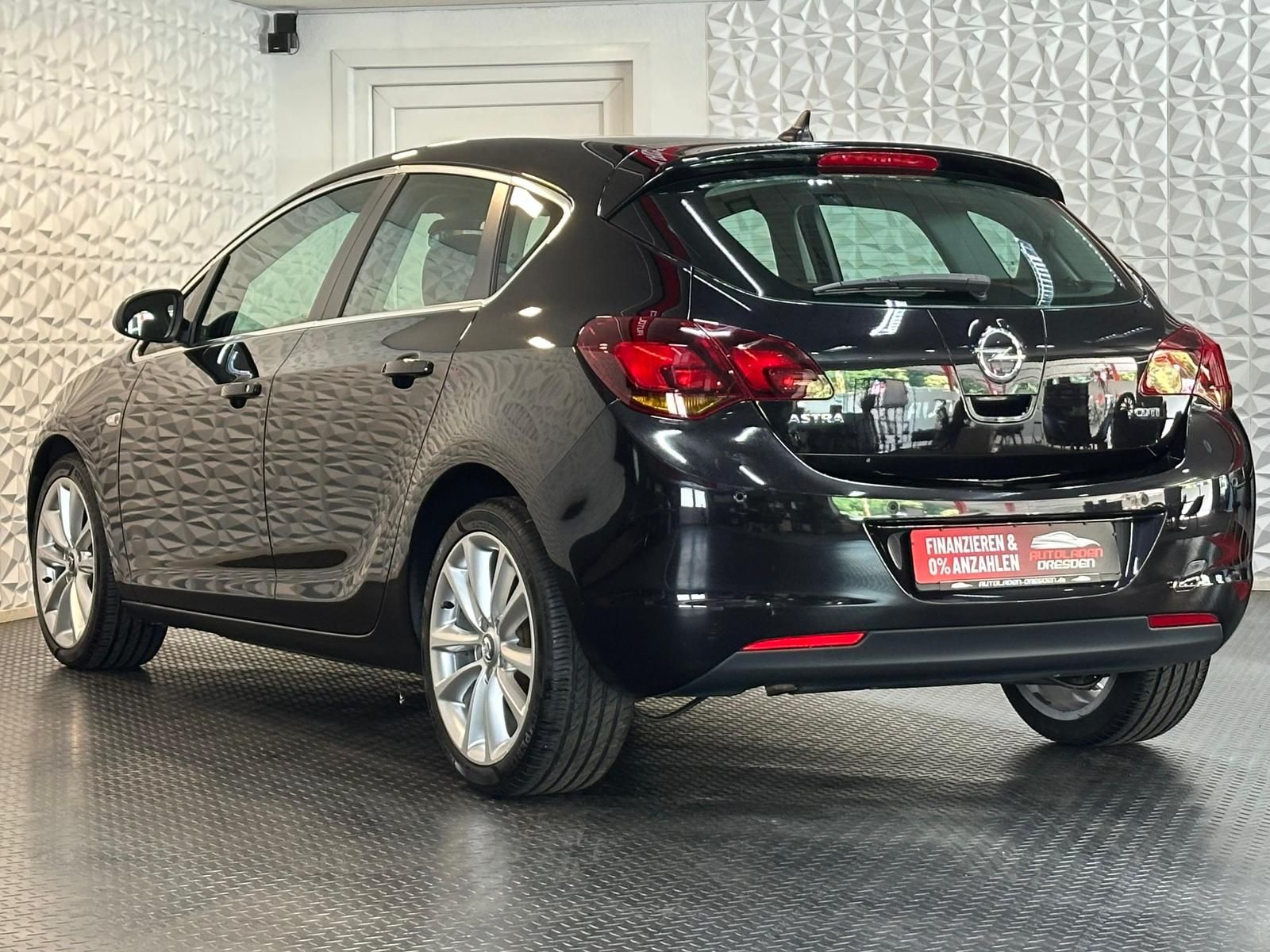 OPEL Astra 1.7CDTI SPORT PDC#NAVI#KLIMA#ALU#TEMPO#SHZ - Image 5