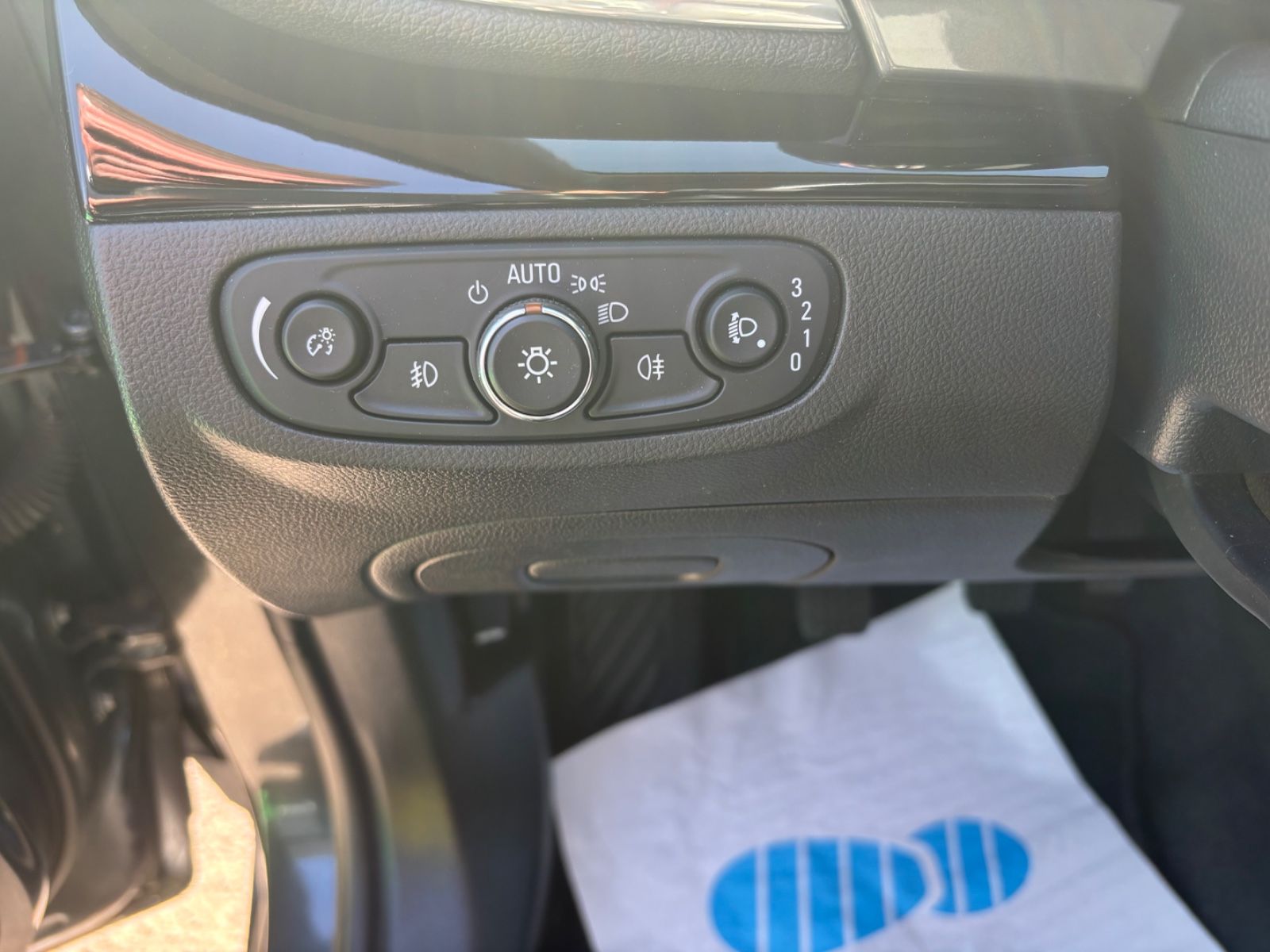 Fahrzeugabbildung Opel Mokka X Active Start/Stop