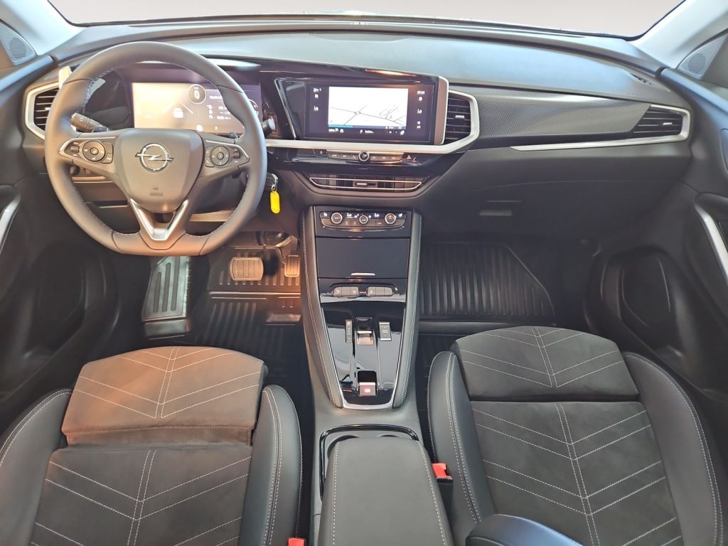 Fahrzeugabbildung Opel Grandland 1.2 DI GS Automatik , NAVI, RFK