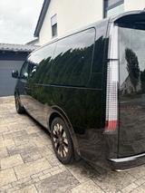 Hyundai STARIA 2.2 CRDi Signature 7-Sitzer Auto 4WD ... - Hyundai STARIA von privat
