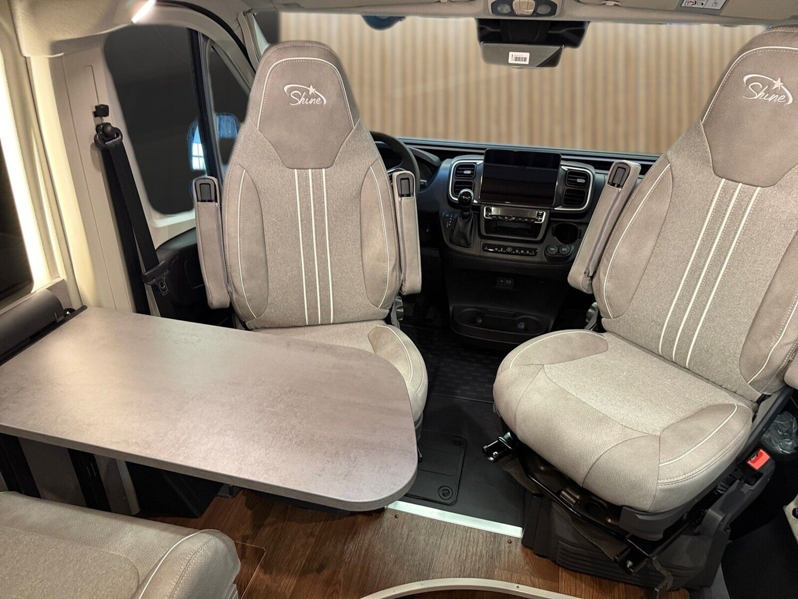 Fahrzeugabbildung Pössl Summit Shine 600 LR Citroen Markise,Solar,Autom.