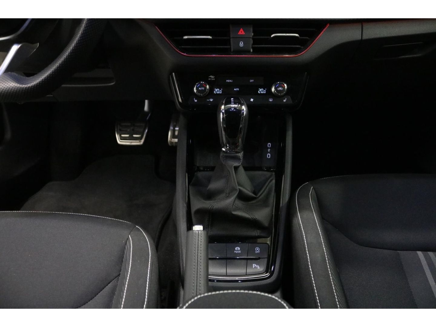 Fahrzeugabbildung SKODA Kamiq Monte Carlo Automatik Panoramadach