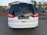 Ford Galaxy 2,0 EcoBlue 140kW Titanium Auto Titanium - Ford: Firmenfahrzeug