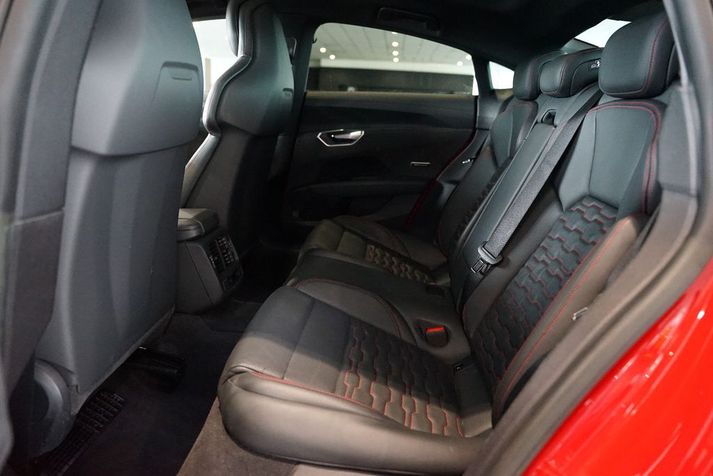 AUDI e-tron GT quattro | Pano | Audi exclusive AUDI e-tron GT quattro | Pano | Audi exclusive