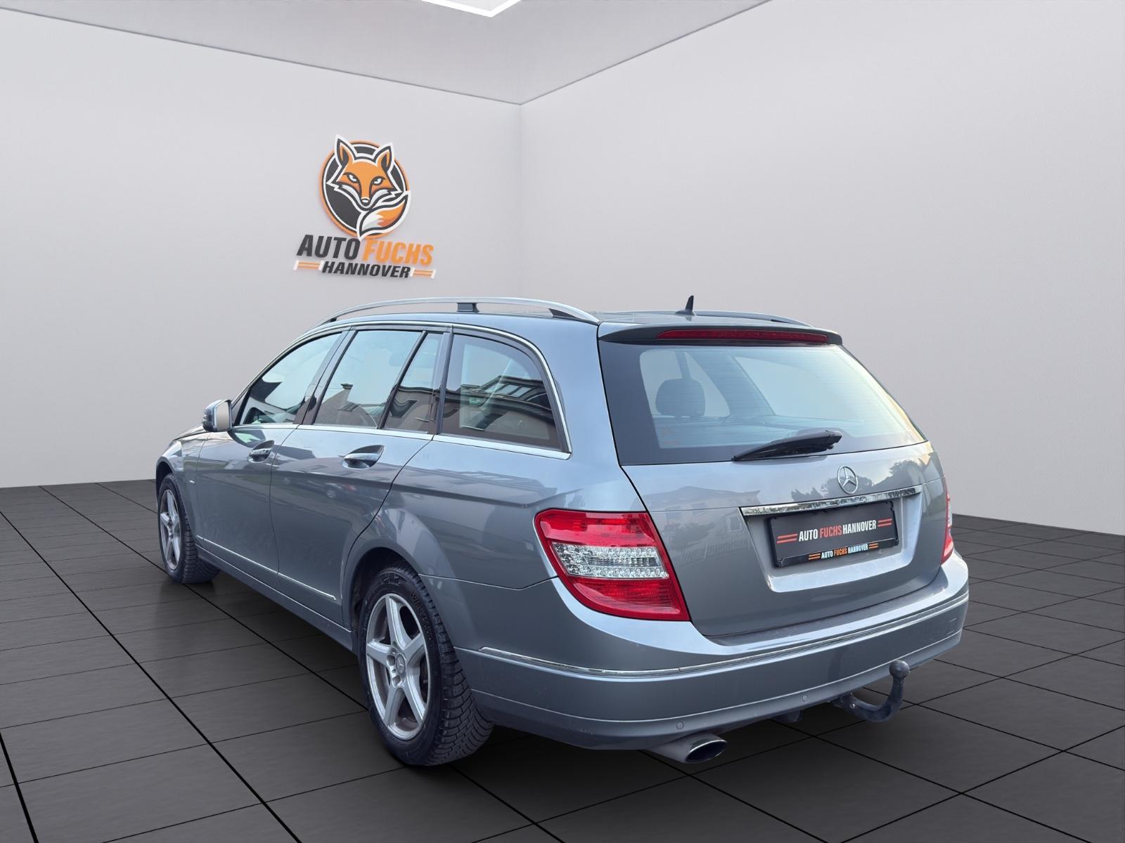 Mercedes-Benz C200 2009 — photo 5