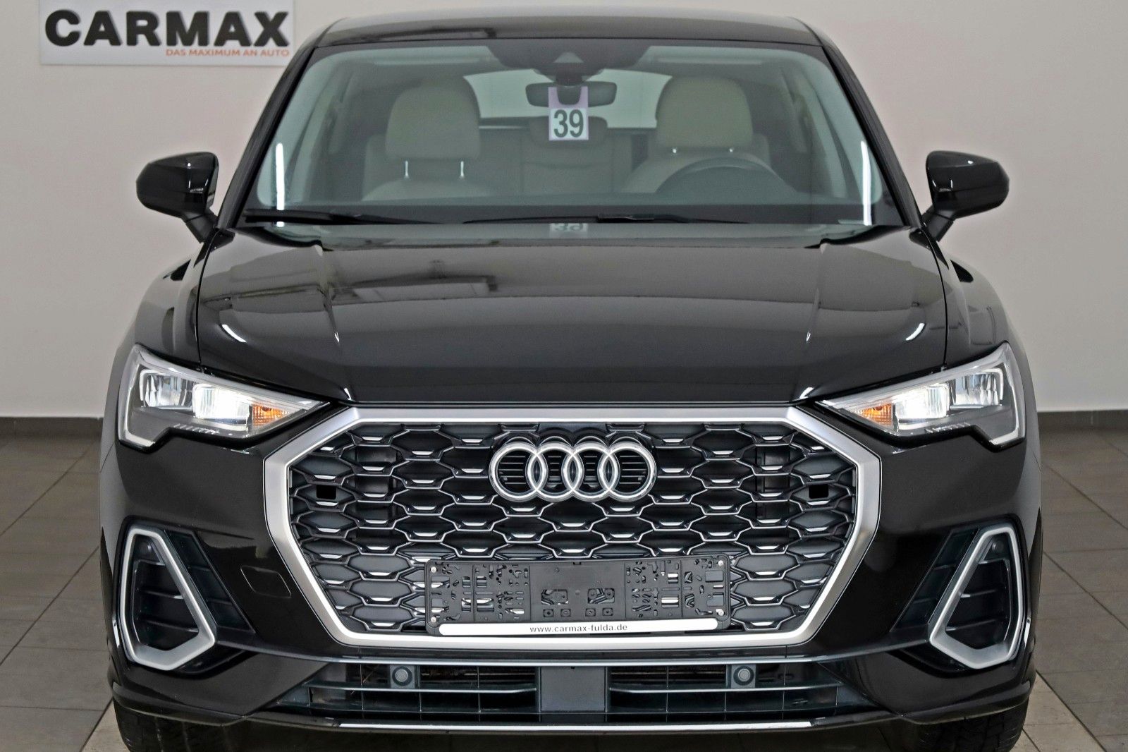 Fahrzeugabbildung Audi Q3 Sportback S line, Leder,Navi,LED,SH,Kamera