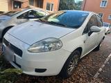 Fiat punto 1,4 Benzin - Fiat Punto aus 2009: 1.4